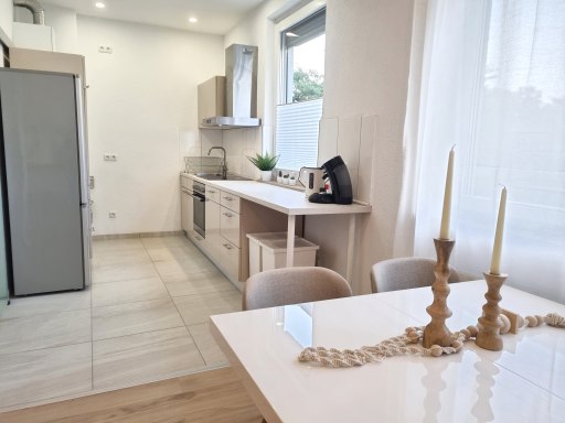 Rent 2 rooms apartment Essen | Entire place | Essen | Boho Home -liebevoll vollausgestatte 3ZKB in Uniklink-Nähe mit Gartennutzung | Hominext