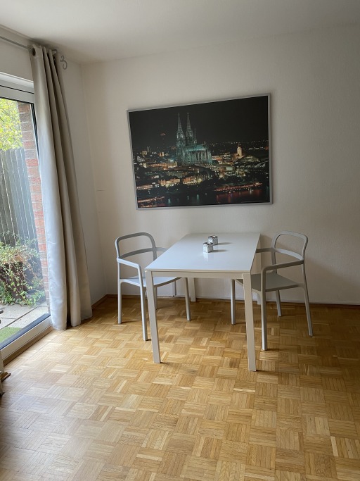 Miete 1 Zimmer Wohnung Köln | Ganze Wohnung | Köln | Zentrales Appartement inkl. Stellplatz | Hominext