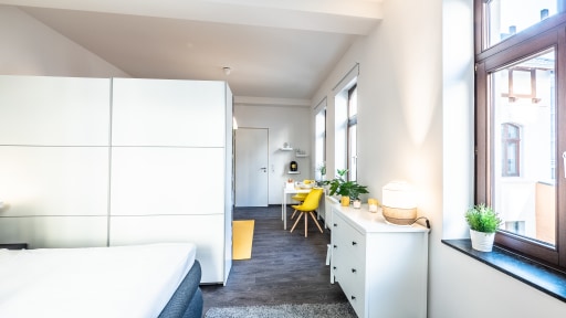 Miete 1 Zimmer Wohnung Aachen | Ganze Wohnung | Aachen | Möblierte Wohnung Aachener Innenstadt mit Parkplatz | Hominext