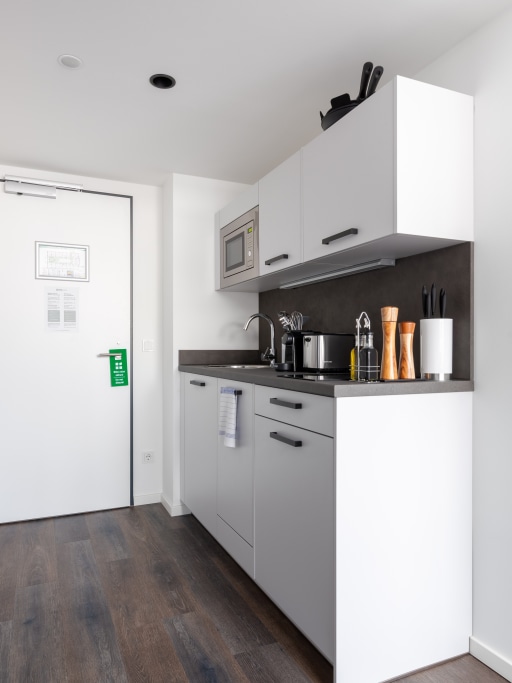 Miete 1 Zimmer Wohnung München | Ganze Wohnung | München | München Olschewskibogen Suite | Hominext