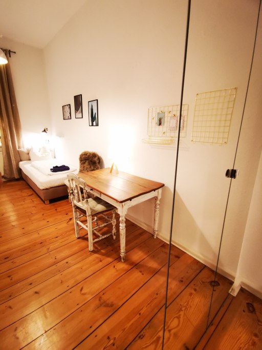 Rent 2 rooms apartment Berlin | Entire place | Berlin | Gemütlich Wohnung mit Balkon | Hominext