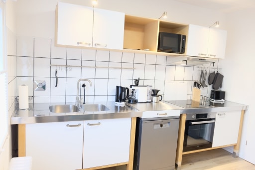 Rent 1 room apartment Frechen | Entire place | Frechen | All-In! Schöne, gemütliche & möblierte 2 Zi Wohnung (Löffelfertig) in zentraler Lage von Frechen (20 Min. von Köln) | Hominext