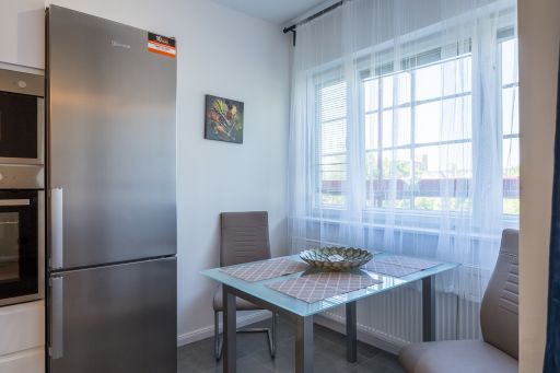 Miete 3 Zimmer Wohnung Berlin | Ganze Wohnung | Berlin | Frisch Renovierte 3,5-Zimmer-Wohnung mit liebe Möbliert in Charlottenburg | Hominext