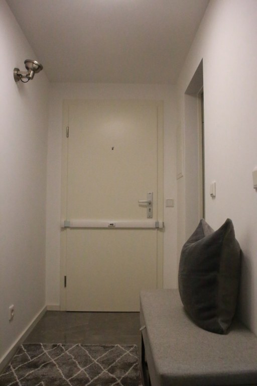 Rent 1 room apartment Hilden | Entire place | Hilden | H2 Stilvolles Souterrain Wohnung in Hilden | Hominext