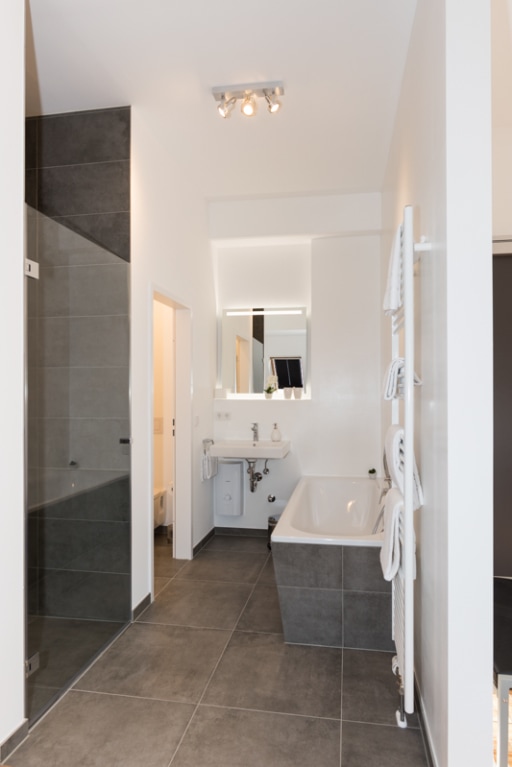 Miete 1 Zimmer Wohnung Berlin | Ganze Wohnung | Berlin | Stylisches Apartment mit Badewanne zum Entspannen | Hominext