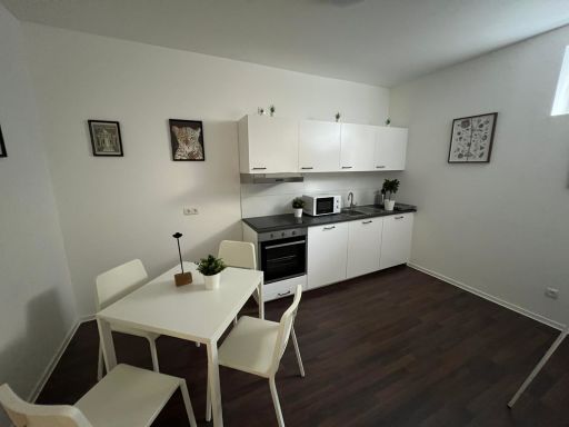 Rent 2 rooms apartment Köln | Entire place | Köln | 2 Bedroom Design apartment in Cologne Deutz for max. 3 people | Hominext