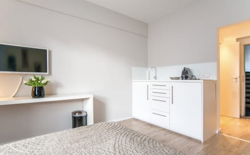 Miete 1 Zimmer Wohnung Düsseldorf | Ganze Wohnung | Düsseldorf | Sehr schönes, zentrales Studioapartment | Hominext