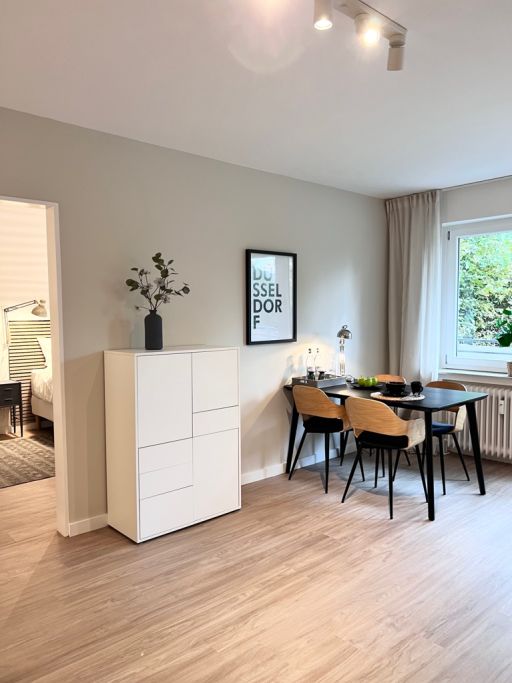 Rent 1 room apartment Kaarst | Entire place | Kaarst | Exlusive Wohnung modern, ruhig und zentral mit Balkon und Blick ins Grüne