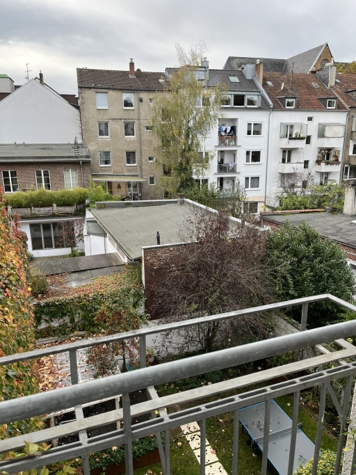 Rent 1 room apartment Düsseldorf | Entire place | Düsseldorf | Ruhiges neu saniertes  Apartment im belebten Viertel in Düsseldorf | Hominext