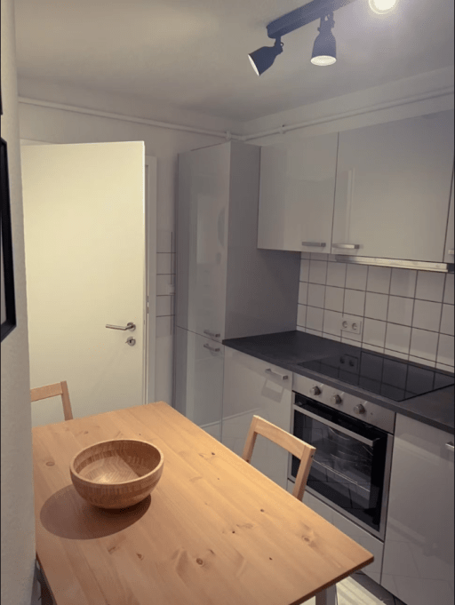 Rent 3 rooms apartment Frankfurt am Main | Entire place | Frankfurt am Main | Elegant 3 Bedroom apartment in Frankfurt Westend | Hominext