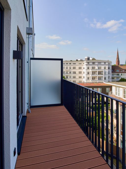 Rent 1 room apartment Hamburg | Entire place | Hamburg | Neubau in urbaner Lage - Stilvoll vollmöbliertes Apartment in 5. Etage mit Balkon und Tiefgaragenstellplatz | Hominext