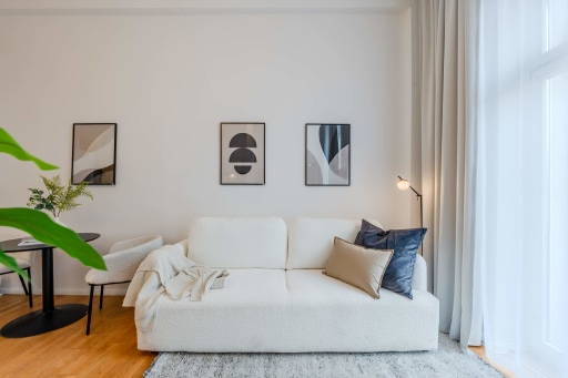 Miete 1 Zimmer Wohnung Berlin | Ganze Wohnung | Berlin | Sophistizierte Einfachheit: Stilvolles 2-Zimmer-Apartment mit Balkon | Hominext