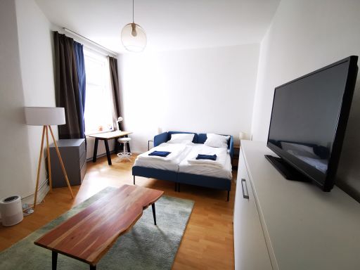 Rent 2 rooms apartment Berlin | Entire place | Berlin | Hausburg 2.OG li Balkon | Hominext