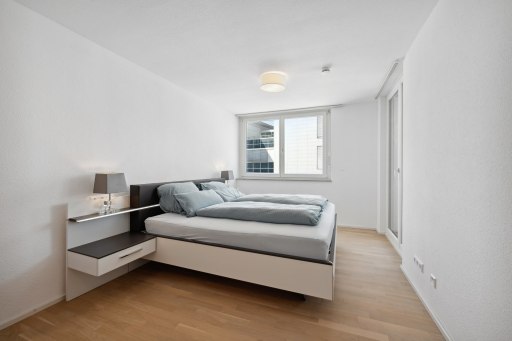 Miete 2 Zimmer Wohnung Böblingen | Ganze Wohnung | Böblingen | Perfekt für die Familie I Exklusive und moderne 3-Zimmer-Wohnung in der Nähe von Mercedes I Stuttgart I Küche I Home Office | Hominext