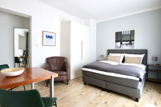 Miete 1 Zimmer Wohnung Köln | Ganze Wohnung | Köln | Stylisches Apartment mit Balkon in top Lage | Hominext