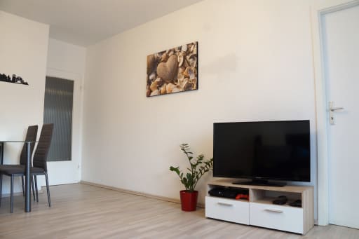 Miete 1 Zimmer Wohnung Düsseldorf | Ganze Wohnung | Düsseldorf | Wohnung im Stadtzentrum fußläufig zum City Center und Hbf | Hominext