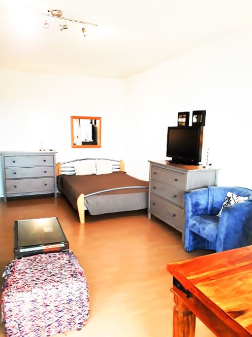 Miete 1 Zimmer Wohnung Berlin | Ganze Wohnung | Berlin | Sonnige City Wohnung KUR | Hominext