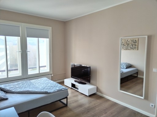 Rent 1 room apartment Berlin | Entire place | Berlin | Sonniges Apartment in Ku’damm-Nähe mit opt. Tiefgaragenstellplatz | Hominext