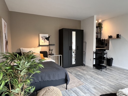 Miete 1 Zimmer Wohnung Neuss | Ganze Wohnung | Neuss | City Apartment neu u. lässig | Hominext