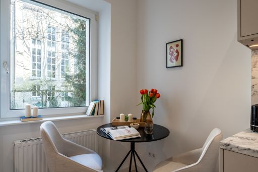 Rent 2 rooms apartment Berlin | Entire place | Berlin | Voll möblierte 3-Zimmer-Wohnung mit Arbeitsbereich | Hominext