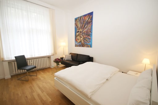 Miete 1 Zimmer Wohnung Düsseldorf | Ganze Wohnung | Düsseldorf | 1-Raum-Appartement mit separater Küche | Hominext