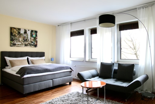 Miete 1 Zimmer Wohnung Köln | Ganze Wohnung | Köln | Gemütliches und zentrales 1-Zimmer Apartment mit Balkon | Hominext