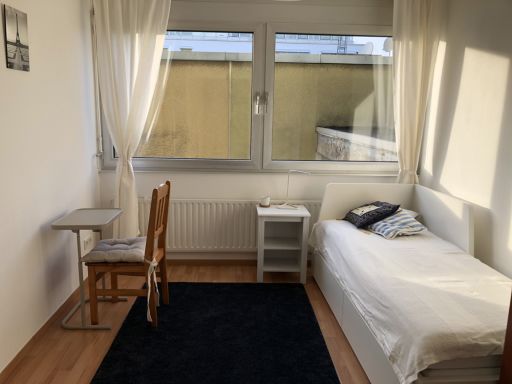 Rent 2 rooms apartment Köln | Entire place | Köln | Helle zentrale 3-Zimmer-Wohnung mit Balkon + Parkplatz | Hominext