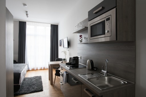 Miete 1 Zimmer Wohnung Berlin | Ganze Wohnung | Berlin | Freundliches Apartment mit Terasse mitten in Berlin | Hominext