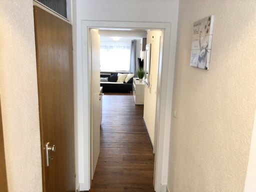 Rent 1 room apartment Sachsenheim | Entire place | Sachsenheim | Ruhige, modern möblierte Einliegerwohnung mit Bahnanschluss | Hominext