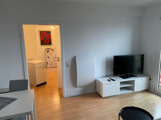 Miete 1 Zimmer Wohnung Köln | Ganze Wohnung | Köln | Schöne, helle Wohnung in der Südstadt mit Balkon (Garage im Haus separat anmietbar) | Hominext