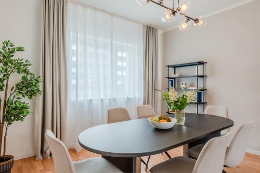 Miete 2 Zimmer Wohnung Berlin | Ganze Wohnung | Berlin | Luxuriöse 3-Zimmer-Wohnung mit viel Licht und Balkon im Berliner Stadtteil Spandau | Hominext