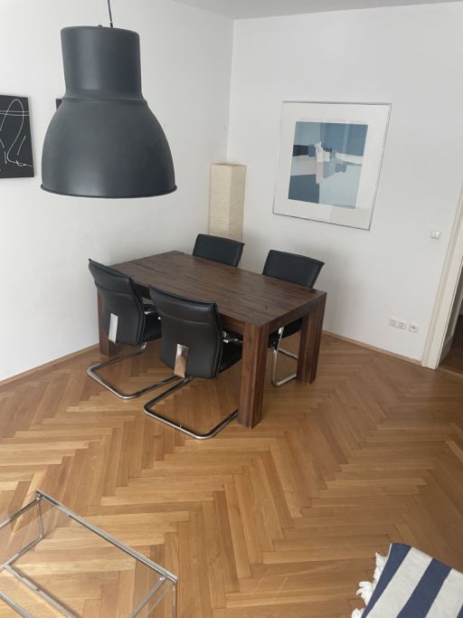 Rent 2 rooms apartment München | Entire place | München | Perfekte Logistik in Haidhausen mit eigenem Garten | Hominext