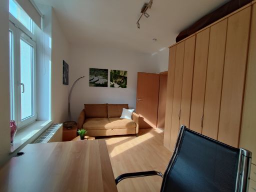 Rent 2 rooms apartment Erfurt | Entire place | Erfurt | Helle, großzügige und hochwertig ausgestattete 3-Raum Wohnung mit idealer Infrastruktur | Hominext