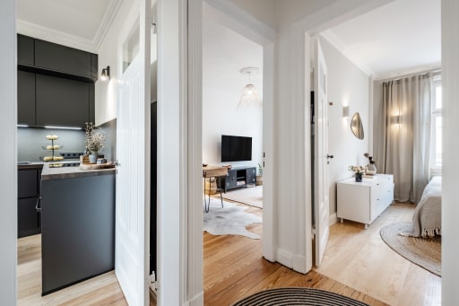 Miete 1 Zimmer Wohnung Hamburg | Ganze Wohnung | Hamburg | Komfortabel, stylisch und ruhig. Ein traumhaftes Zuhause, mitten in Winterhude. | Hominext