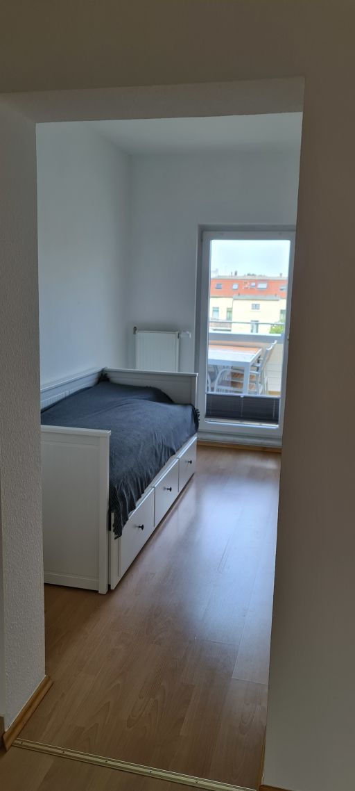 Rent 2 rooms apartment Leipzig | Entire place | Leipzig | Großes Apartment, ruhig, 12 Min/Zentrum | Hominext