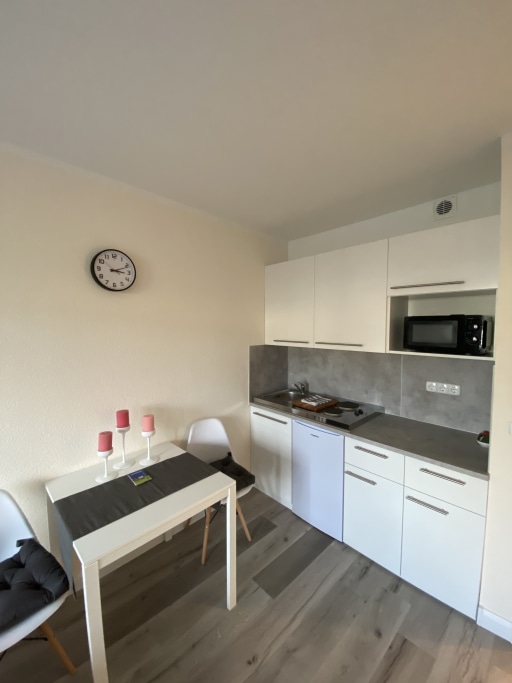 Miete 1 Zimmer Wohnung Düsseldorf | Ganze Wohnung | Düsseldorf | Frisch renoviertes Apartment in Düsseldorf | Hominext