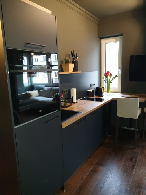 Rent 1 room apartment Düsseldorf | Entire place | Düsseldorf | Tolles Studio in zentraler Düssledorfer Lage in schwarz | Hominext