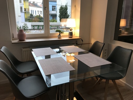 Rent 1 room apartment Bremen | Entire place | Bremen | Zentrale, moderne und helle 3-Zimmer-Wohnung | Hominext