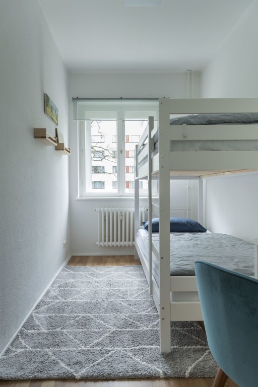 Miete 2 Zimmer Wohnung Berlin | Ganze Wohnung | Berlin | Neues HomeOffice/In der Nähe von Siemens/Schnelles WLAN/Kostenloses Parken | Hominext