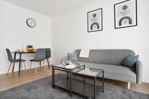 Rent 1 room apartment Dortmund | Entire place | Dortmund | Wohnungen im Stadtzentrum | Küche I Privatparkplatz | Hominext