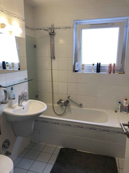 Rent 4 rooms apartment Frankfurt am Main | Studio | Frankfurt am Main | Private Room in Sachsenhausen, Frankfurt | Hominext