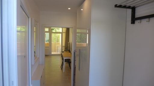 Miete 1 Zimmer Wohnung Heidelberg | Ganze Wohnung | Heidelberg | Liebevolles Apartment, verkehrsgünstige Lage, 500 m S-Bahn, Süd Balkon, Parkplatz, löffelfertig | Hominext