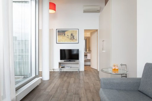 Rent 1 room apartment München | Entire place | München | Apartment mit großzügigem Wohnraum und einer Küche | Hominext