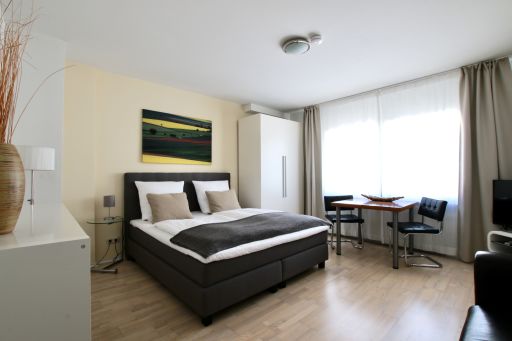 Rent 1 room apartment Köln | Entire place | Köln | Schöne Wohnung im Zentrum | Hominext