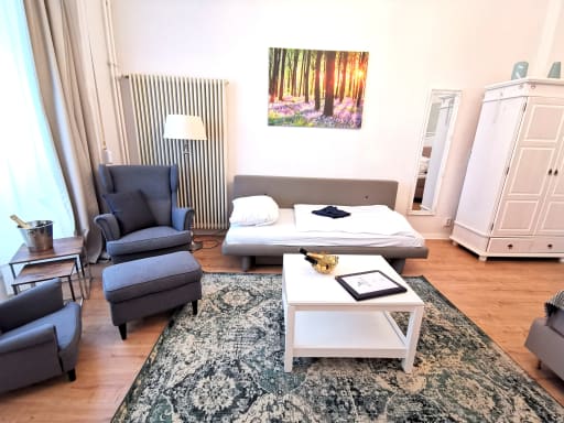 Miete 1 Zimmer Wohnung Berlin | Ganze Wohnung | Berlin | Apartment KVH Schloß Charlottenburg, Boxspringbetten, WLAN/ WiFi, WaMa, Trockner | Hominext