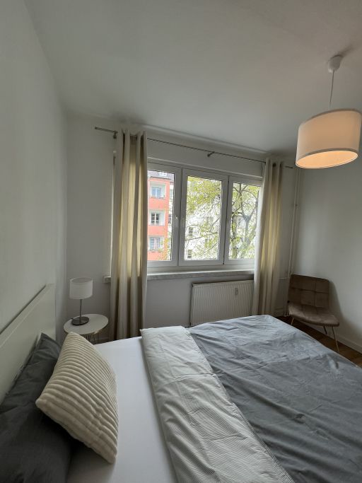 Miete 2 Zimmer Wohnung Berlin | Ganze Wohnung | Berlin | 'GIO' - Ein wunderbares Apartment mit drei Zimmern, das sich in unmittelbarer Nähe zur Spree befindet. | Hominext