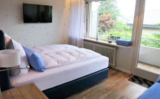 Rent 1 room apartment Gaienhofen | Entire place | Gaienhofen | Modernes Studio am Bodensee | Hominext