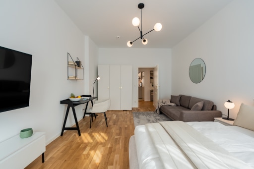 Rent 2 rooms apartment Berlin | Entire place | Berlin | Modern möblierte 2-Zimmer-Wohnung mit Arbeitsraum im Stadtteil Wedding | Hominext