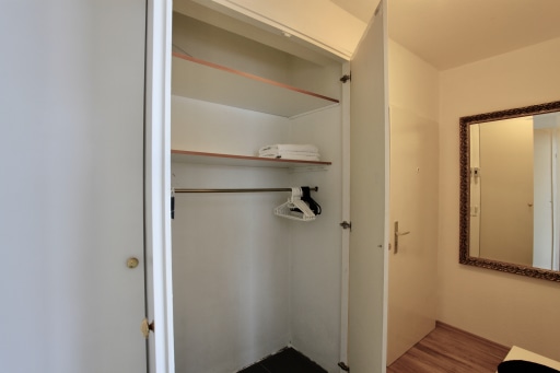 Rent 1 room apartment Leverkusen | Entire place | Leverkusen | Helles, modisches Apartment im Stadtzentrum von Leverkusen (nahe Hauptbahnhof, Parkplatz optional) | Hominext