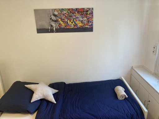 Miete 2 Zimmer Wohnung Köln | Ganze Wohnung | Köln | Geräumige Haushälfte mit riesigem Garten im grünen Köln-Brück, Gute Anbindung an Flughafen, Messe und Innenstadt | Hominext